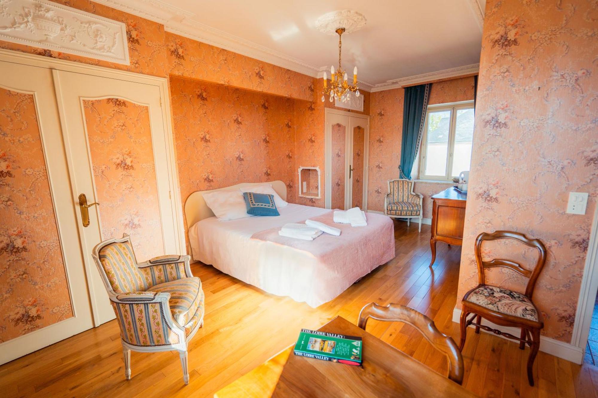 Relais Saint Jacques 호텔 엉부와스 외부 사진